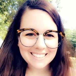 Meet your Posher, Alicia